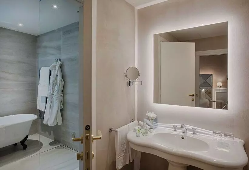 هتل NH Collection Palazzo Verona