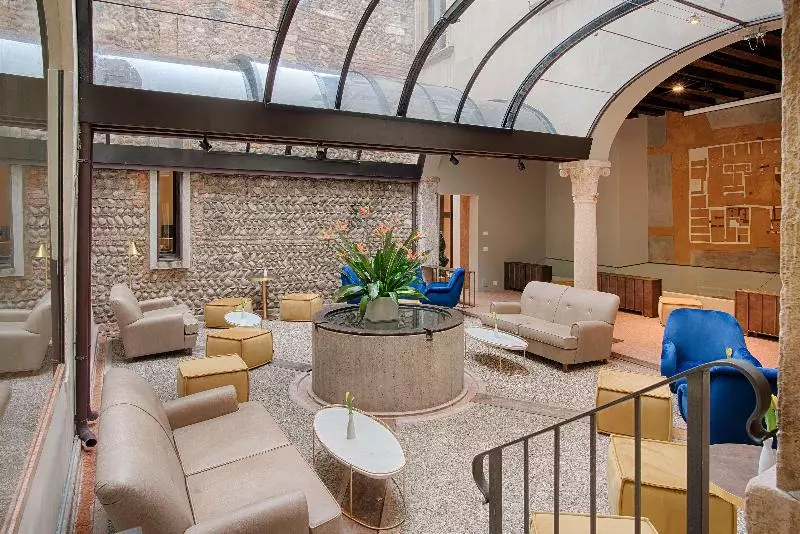 هتل NH Collection Palazzo Verona