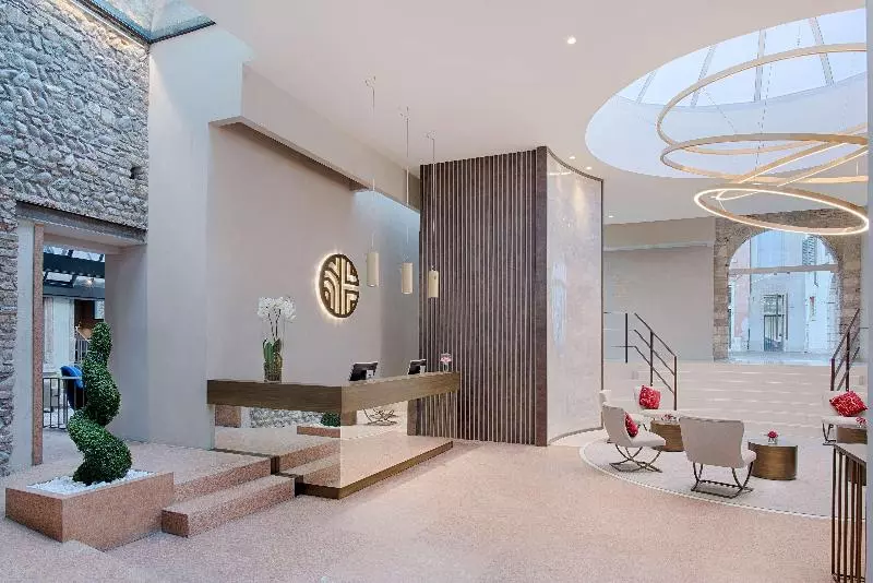 هتل NH Collection Palazzo Verona