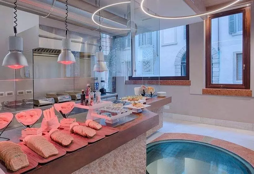 هتل NH Collection Palazzo Verona