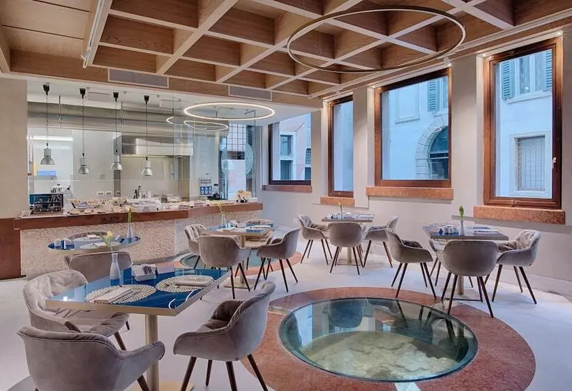 هتل NH Collection Palazzo Verona