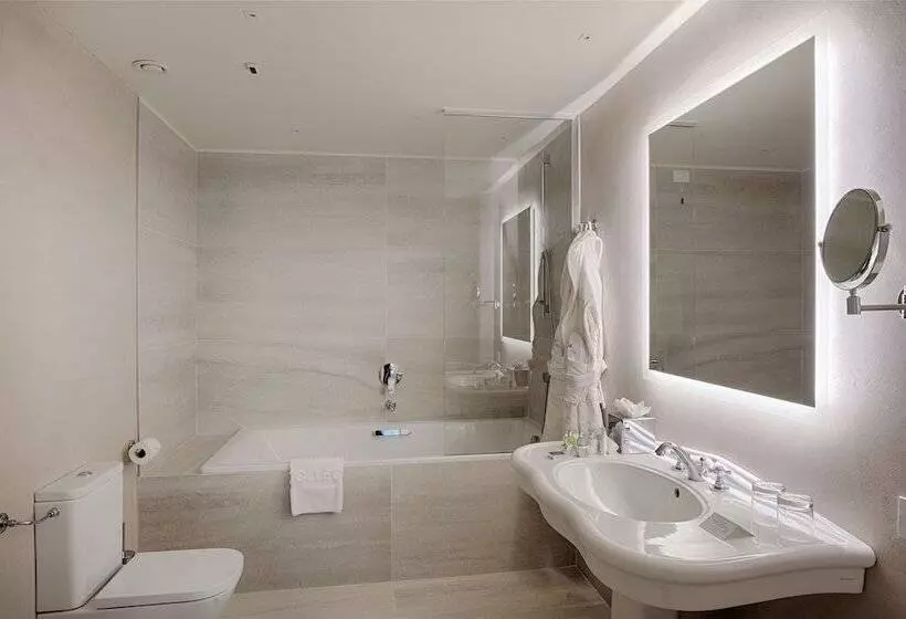 هتل NH Collection Palazzo Verona