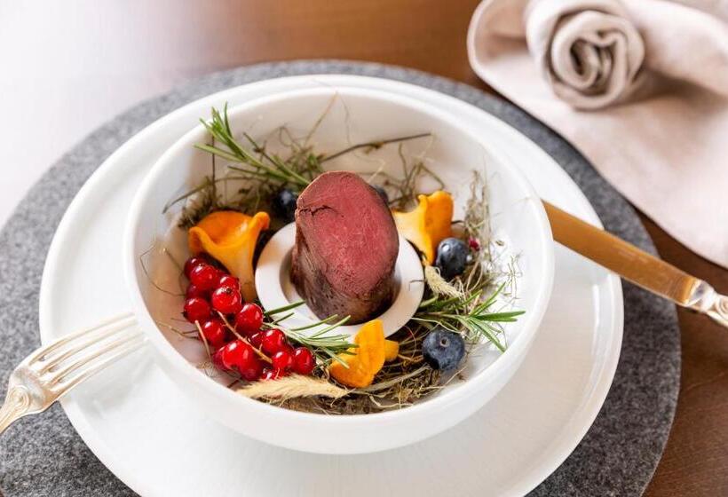 בית מלון כפרי Schlosswirt