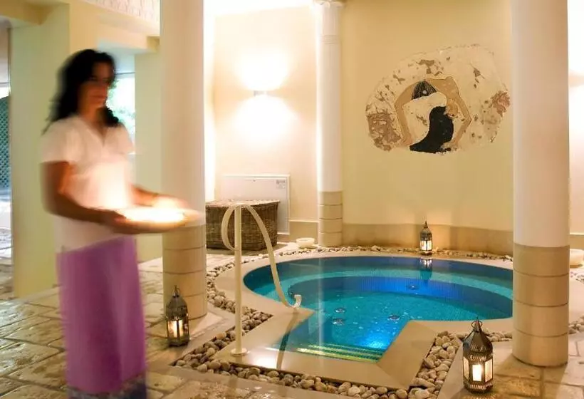 فندق Victoria & Iside Spa