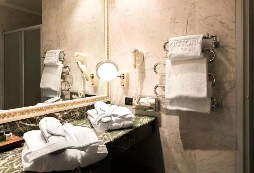 فندق Victoria & Iside Spa