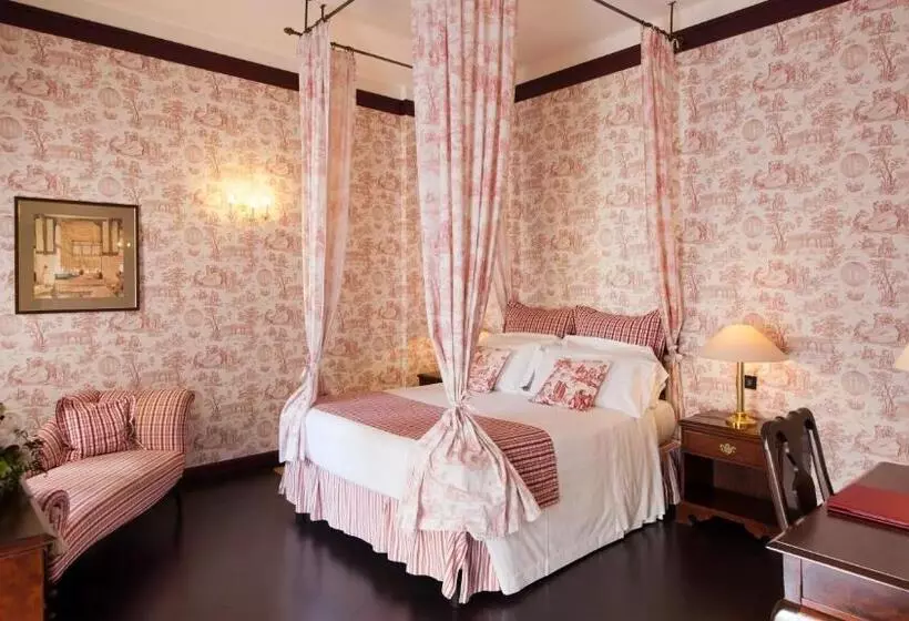 فندق Victoria & Iside Spa