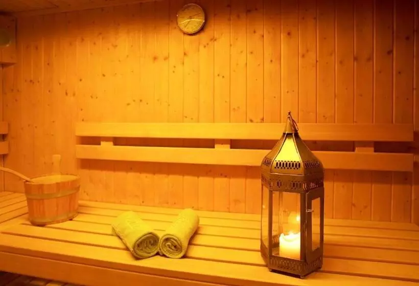 فندق Victoria & Iside Spa