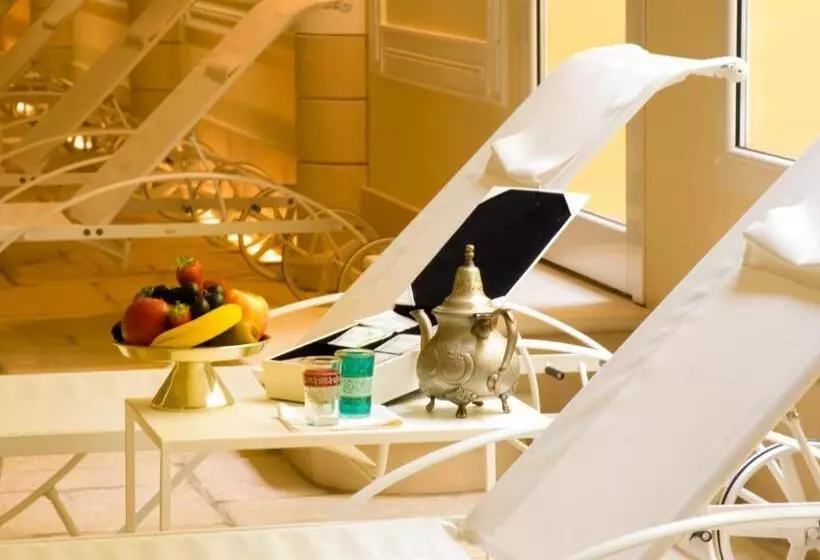 فندق Victoria & Iside Spa