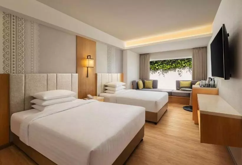 Hotell Courtyard By Marriott Tiruchirappalli