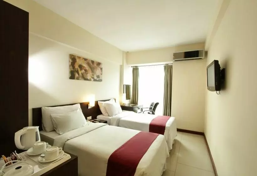 Szálloda Garuda Plaza