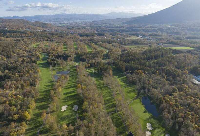 בית מלון כפרי Hilton Niseko Village