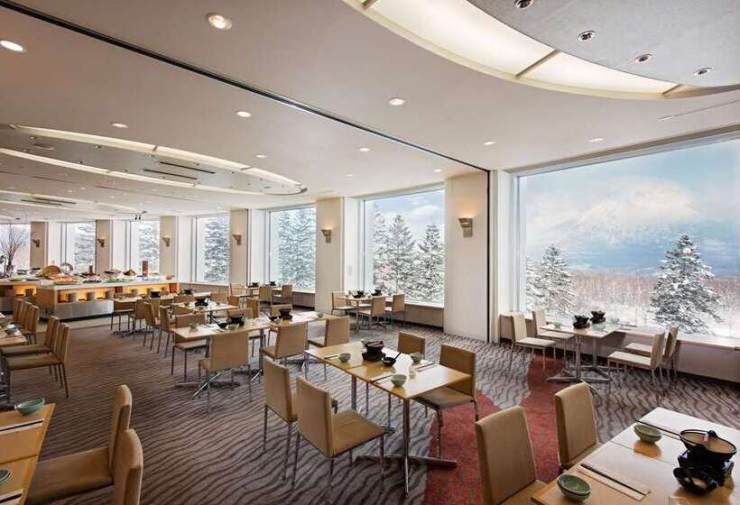 בית מלון כפרי Hilton Niseko Village