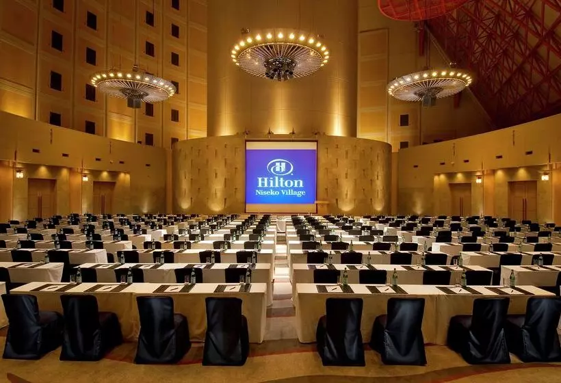 ホテル Hilton Niseko Village