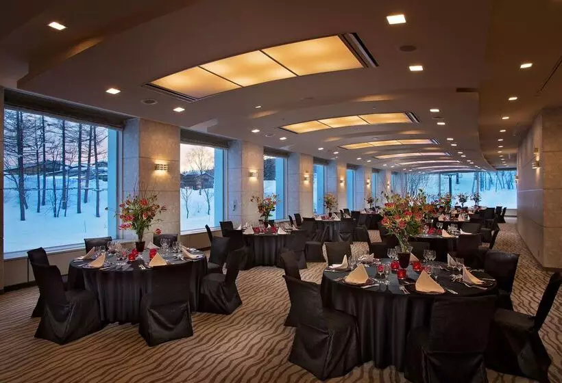 ホテル Hilton Niseko Village