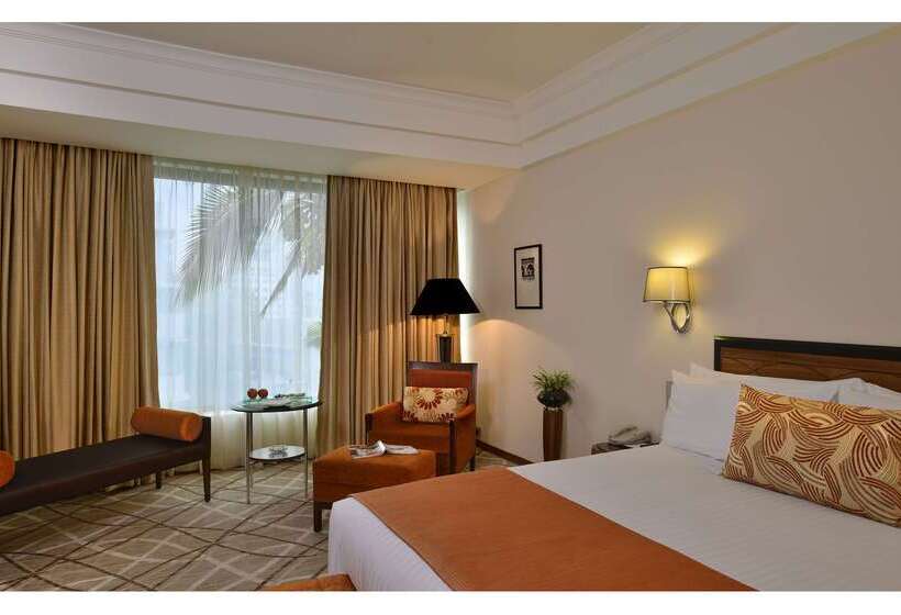 فندق Marine Plaza