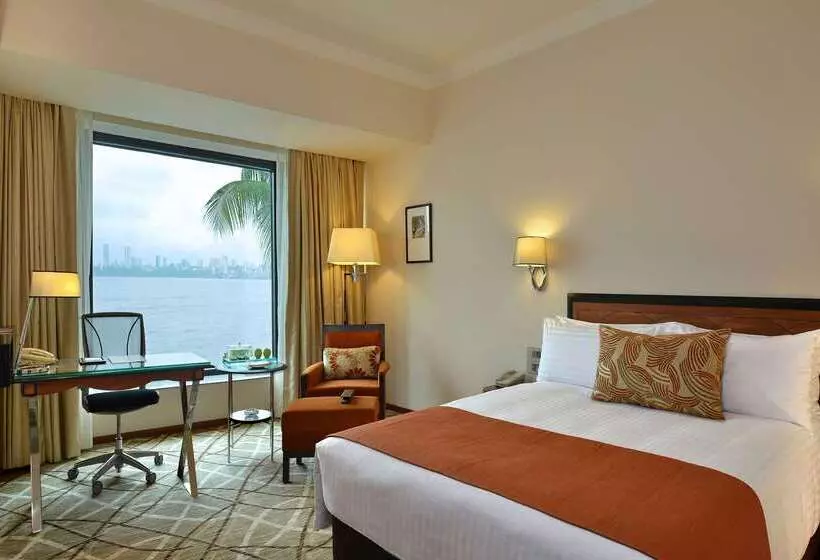 ホテル Marine Plaza