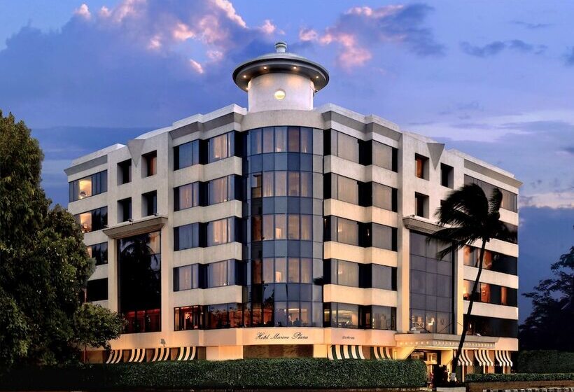 فندق Marine Plaza