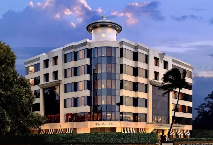 ホテル Marine Plaza