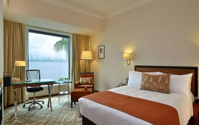 ホテル Marine Plaza