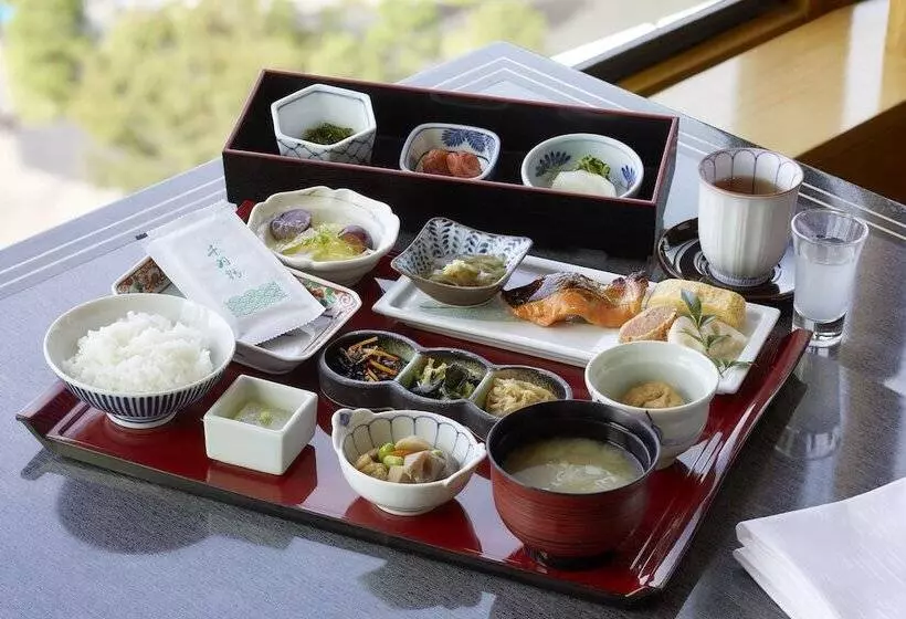 هتل New Otani Hakata