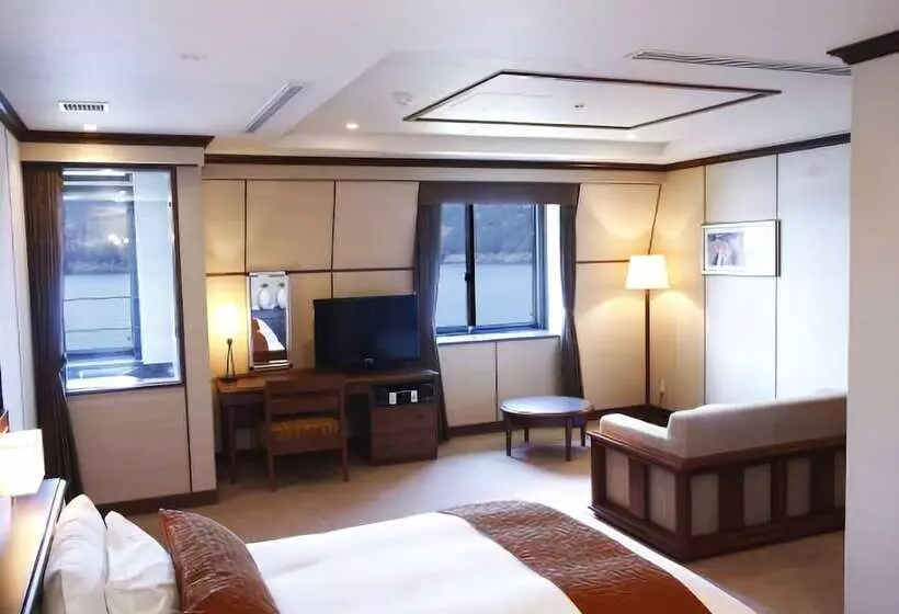 Odakyu Hotel De Yama