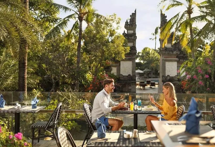 בית מלון כפרי Padma Resort Legian