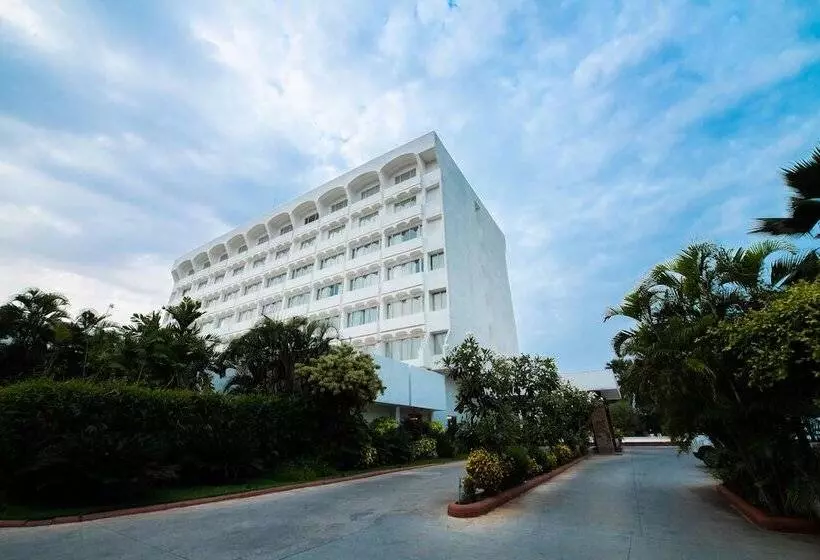 בית מלון כפרי Southern Star Mysore