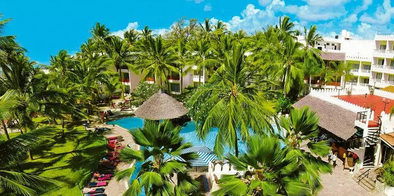 בית מלון כפרי Bamburi Beach