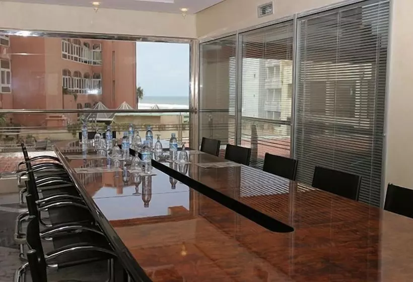 酒店 De La Corniche