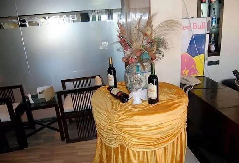 酒店 De La Corniche