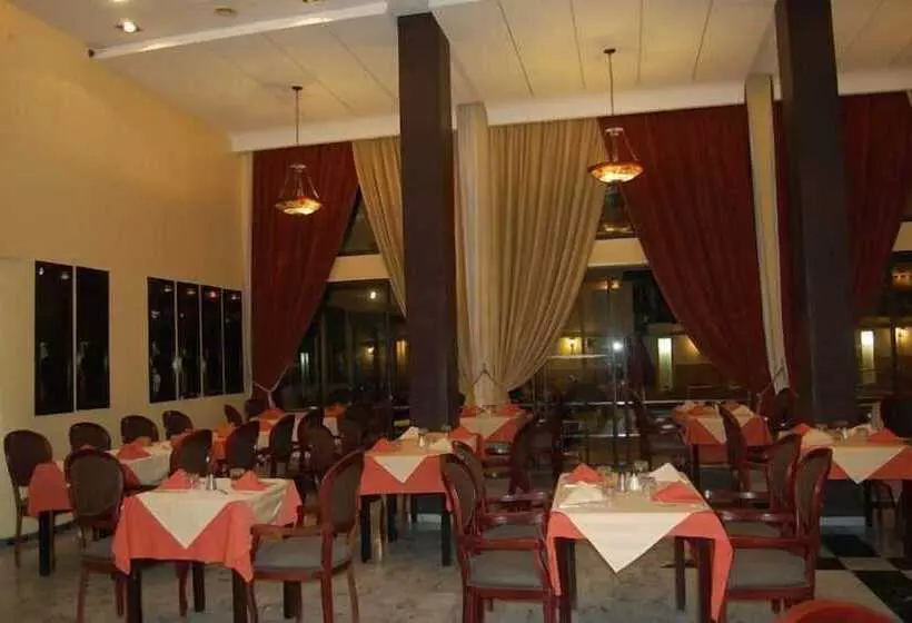 酒店 De La Corniche