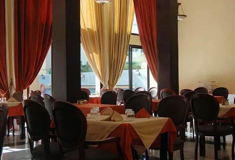 酒店 De La Corniche