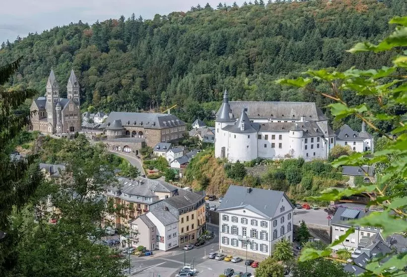 هتل Du Commerce  Restaurant La Table De Clervaux