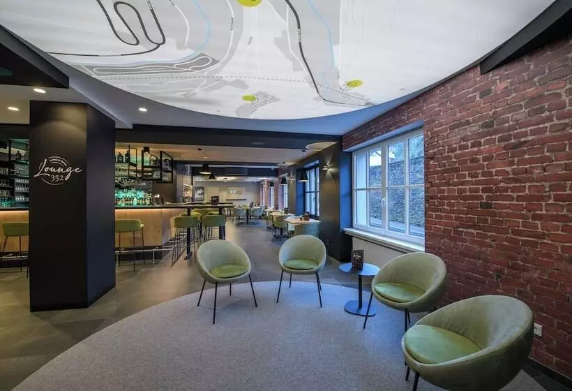 هتل Du Commerce  Restaurant La Table De Clervaux