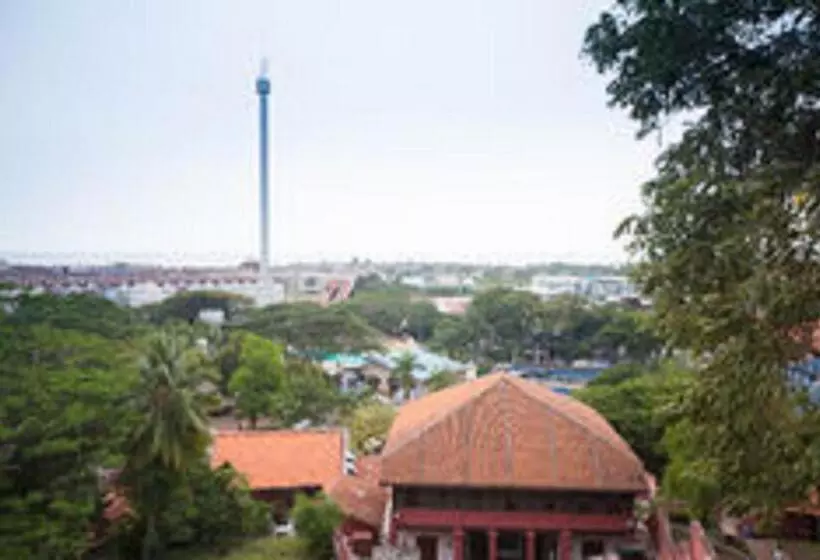 هتل Hallmark Express