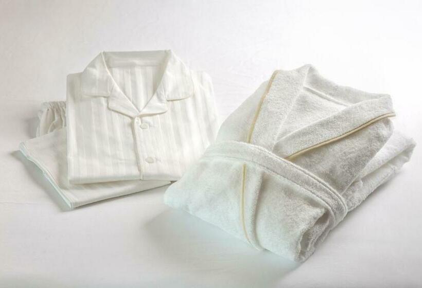 فندق Nagoya Castle