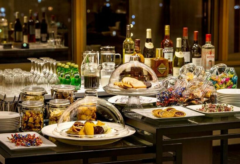 فندق Nagoya Castle