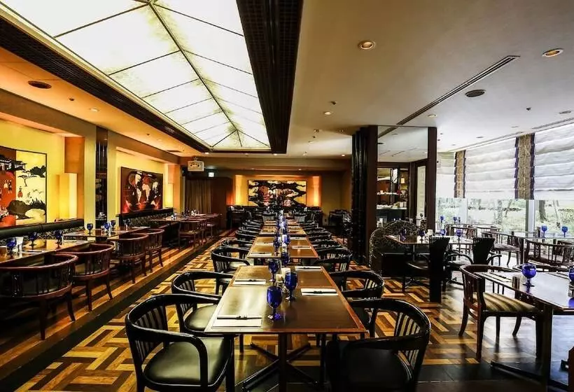 Hotel New Otani Inn Tokyo