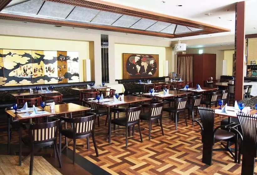 Hotel New Otani Inn Tokyo