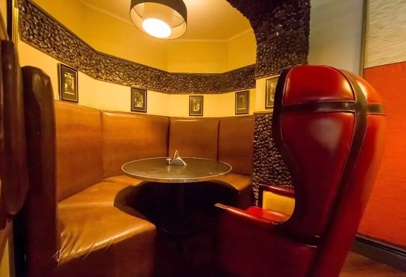 هتل Muthu Silver Springs