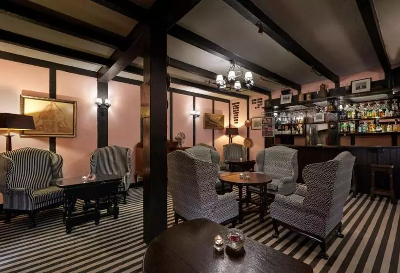 בית מלון כפרי The Lakehouse Cameron Highlands