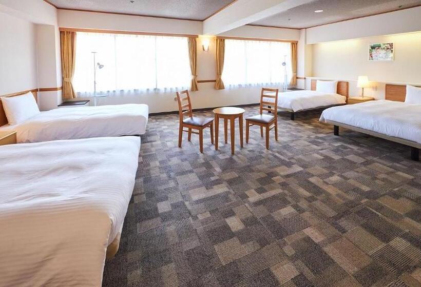 בית מלון כפרי Toyoko Inn Narita Kuko