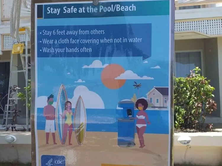 Shaw Park Beach Hotel & Spa