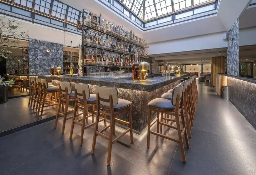 Amberes 64, Ascend Hotel Collection