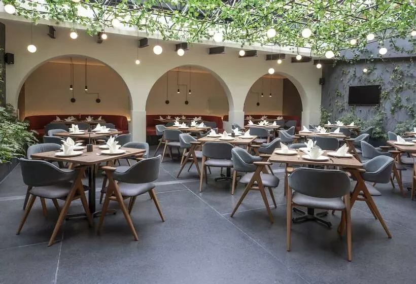 Amberes 64, Ascend Hotel Collection