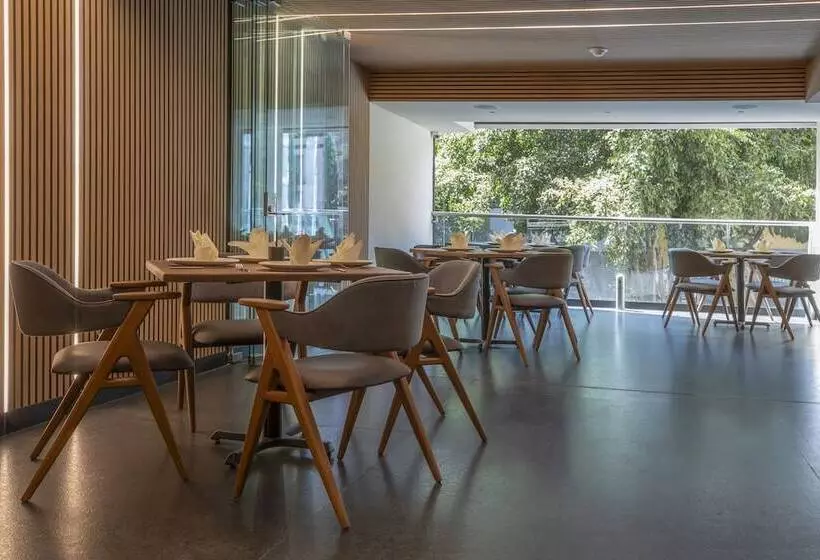 Amberes 64, Ascend Hotel Collection