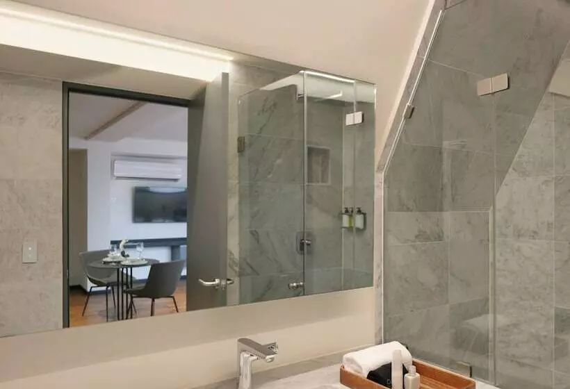 Amberes 64, Ascend Hotel Collection