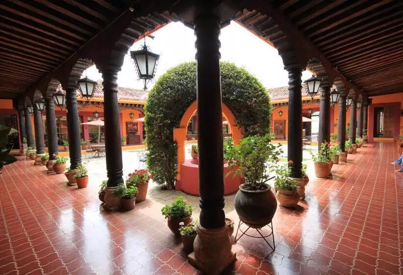 호텔 Diego De Mazariegos