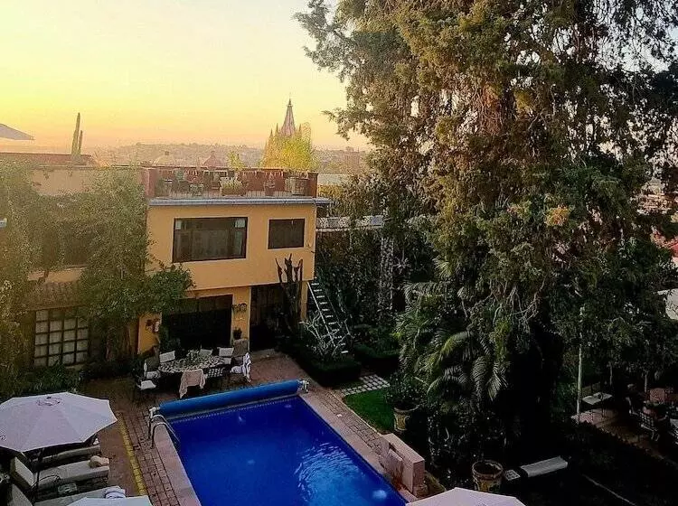 فندق Hacienda De Las Flores