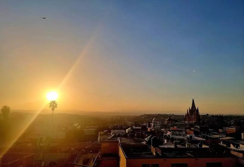 فندق Hacienda De Las Flores